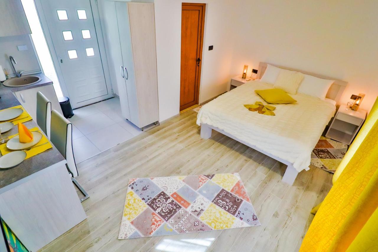 Simo Apartments Airport Podgorica Exterior photo
